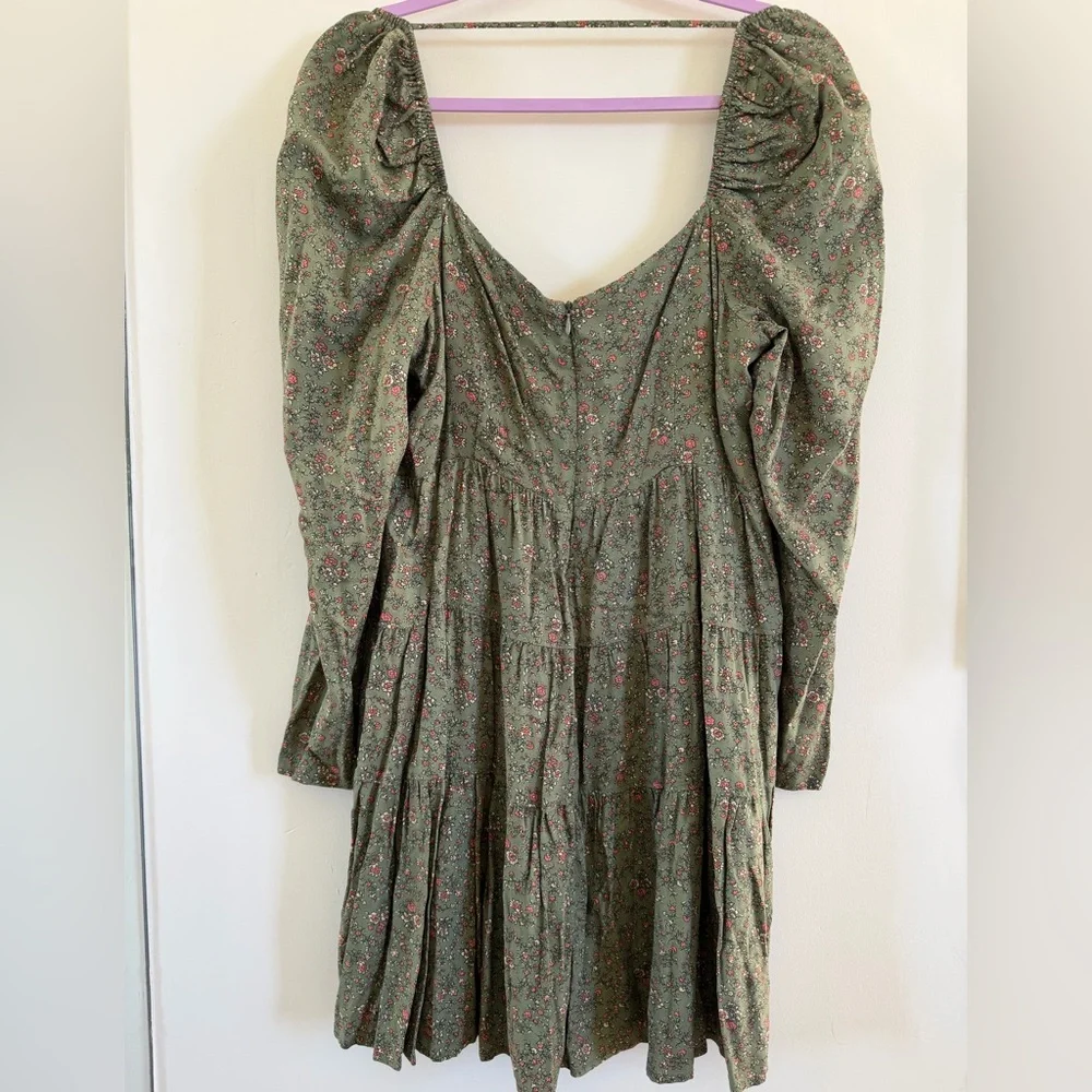 Fourteenth Place green Floral Long Sleeve Dress Size M NWT - Picture 7 of 7